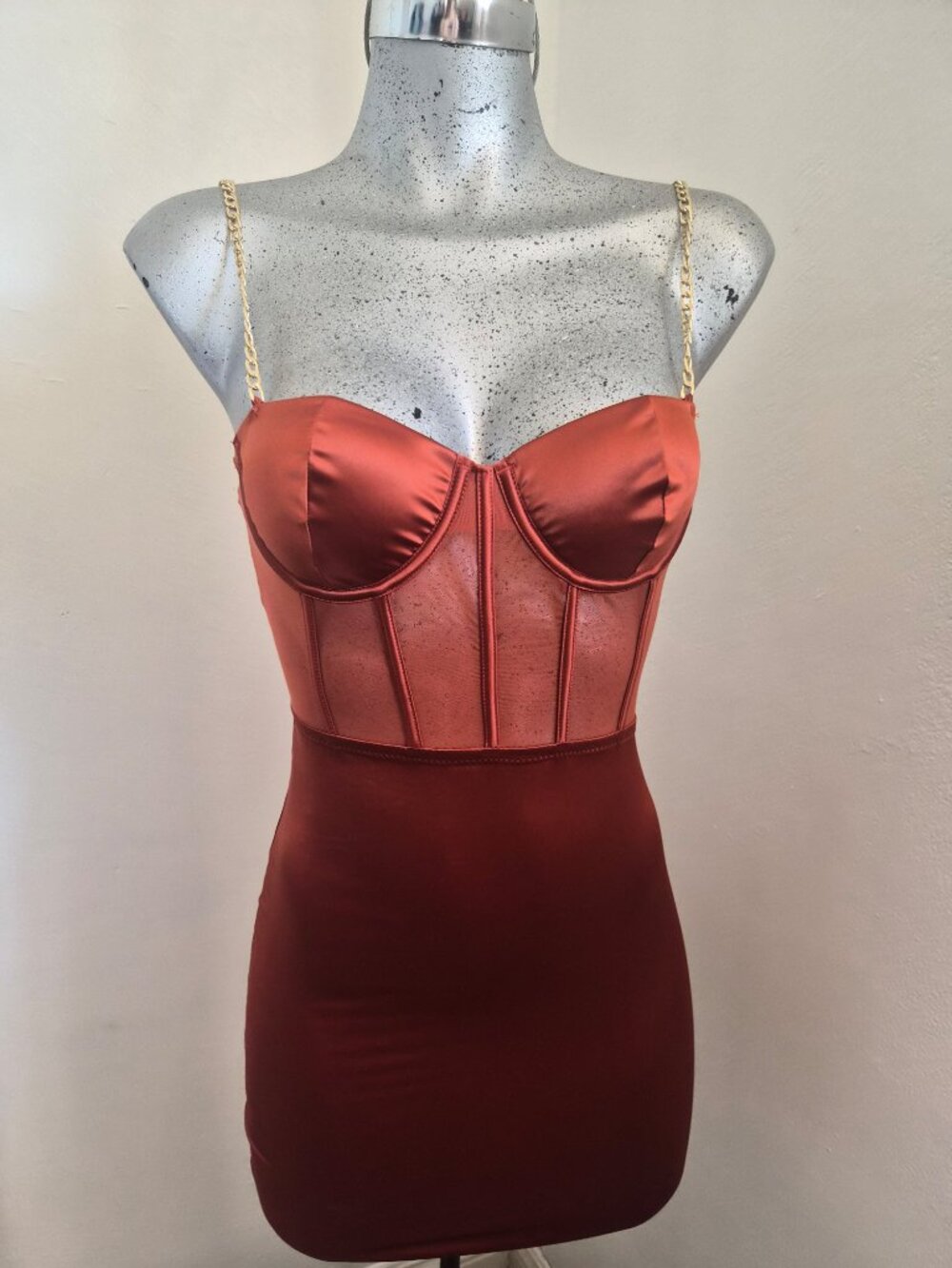 Satin minidress rust color and gold chain straps
